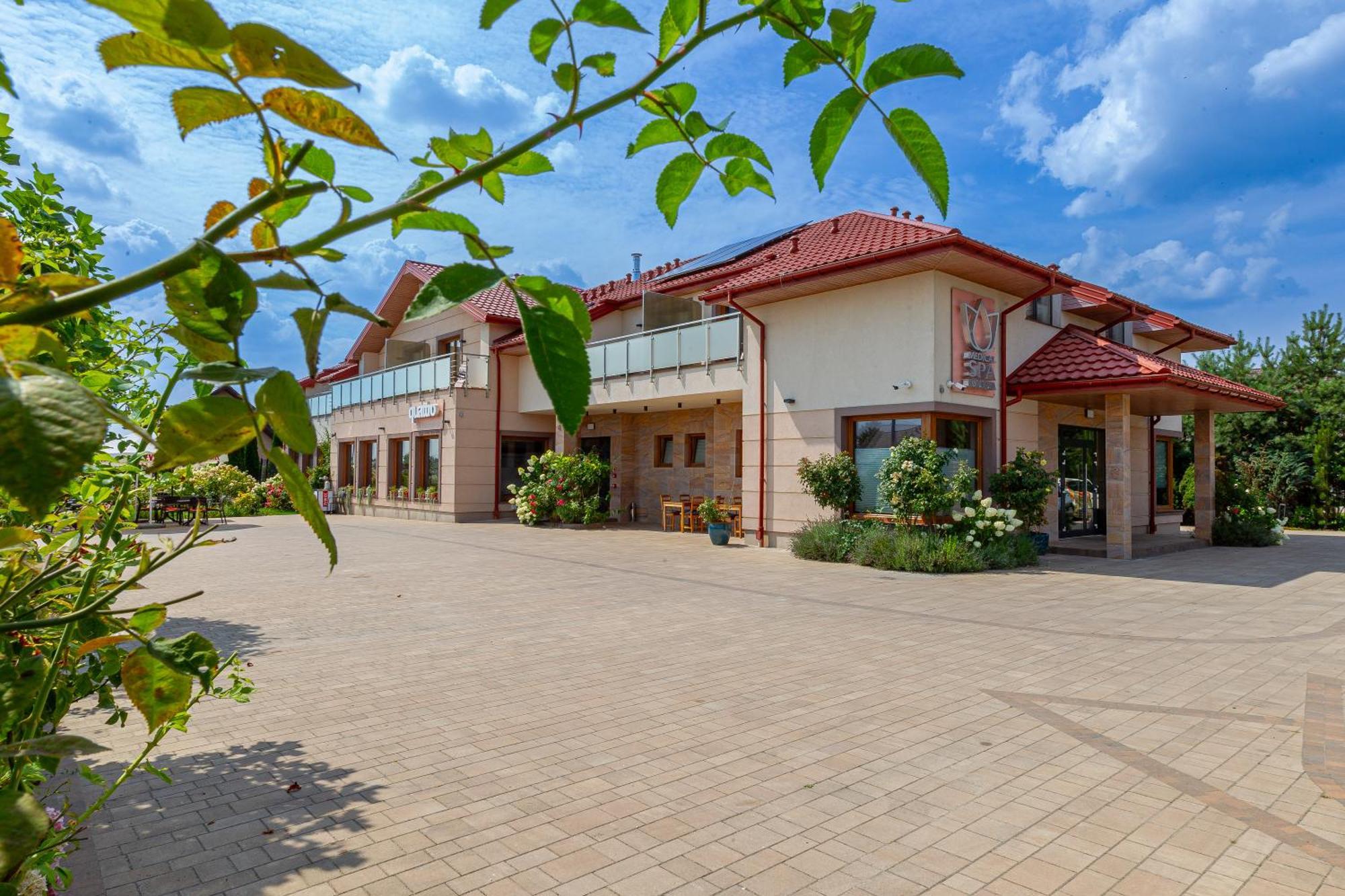Łęczyca Medical Spa Kwiatowa מראה חיצוני תמונה